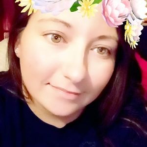 Meet your Posher, Candace